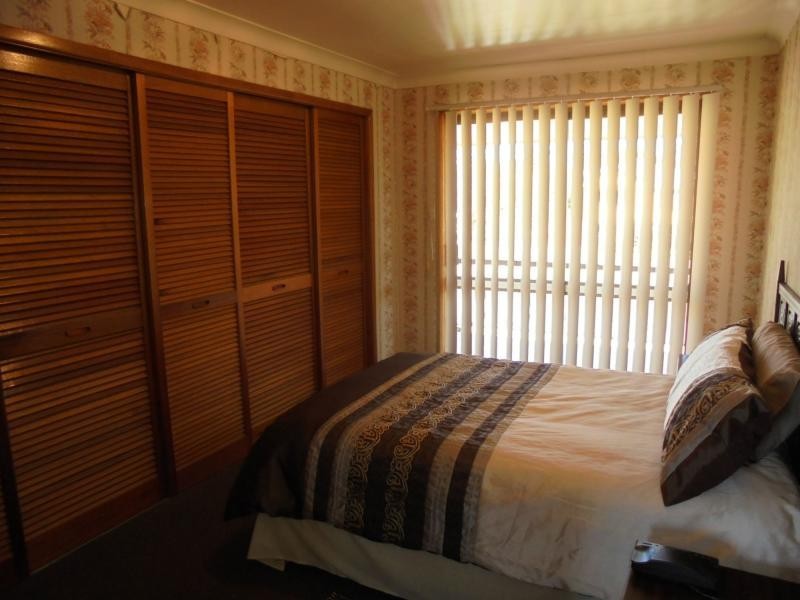 3 McGregor Terrace, Stanthorpe QLD 4380