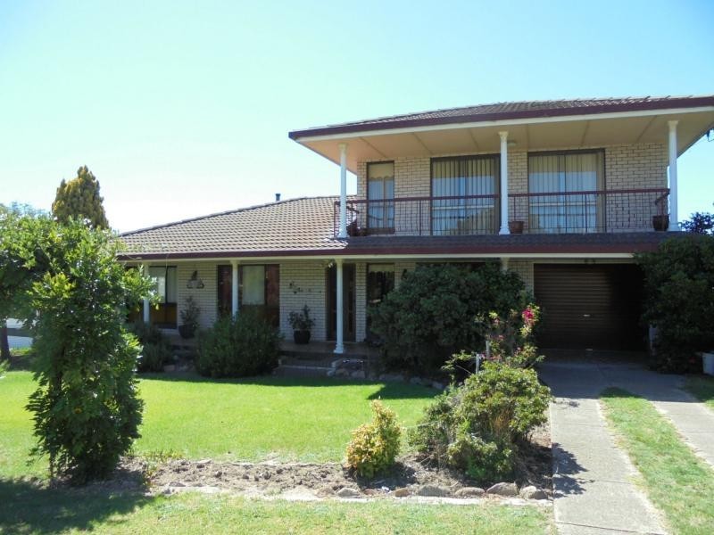 3 McGregor Terrace, Stanthorpe QLD 4380