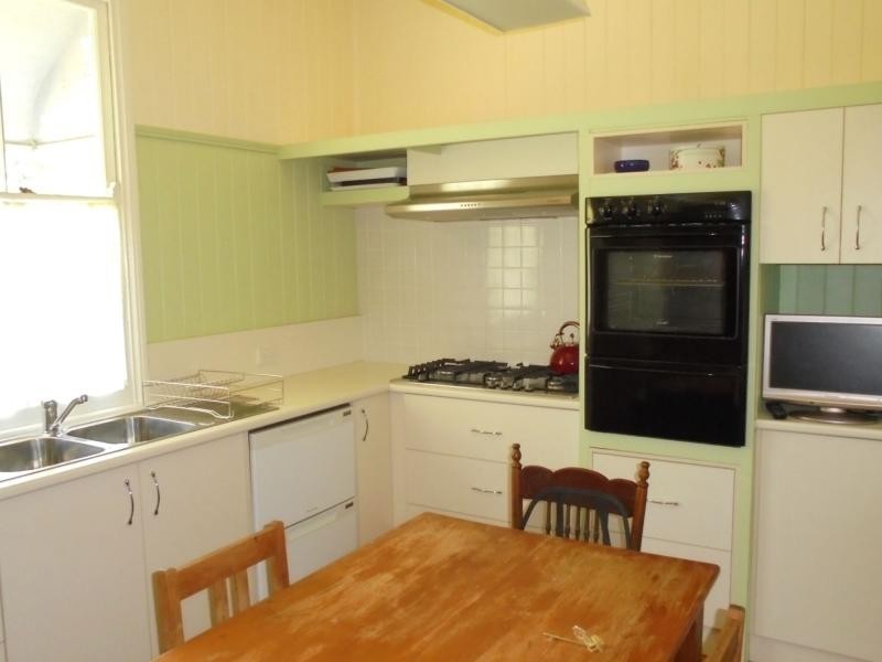 63 Greenup Street, Stanthorpe QLD 4380