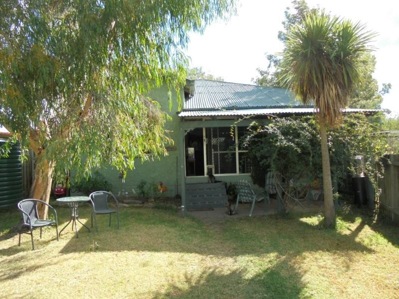 2 Symes Street, Stanthorpe QLD 4380