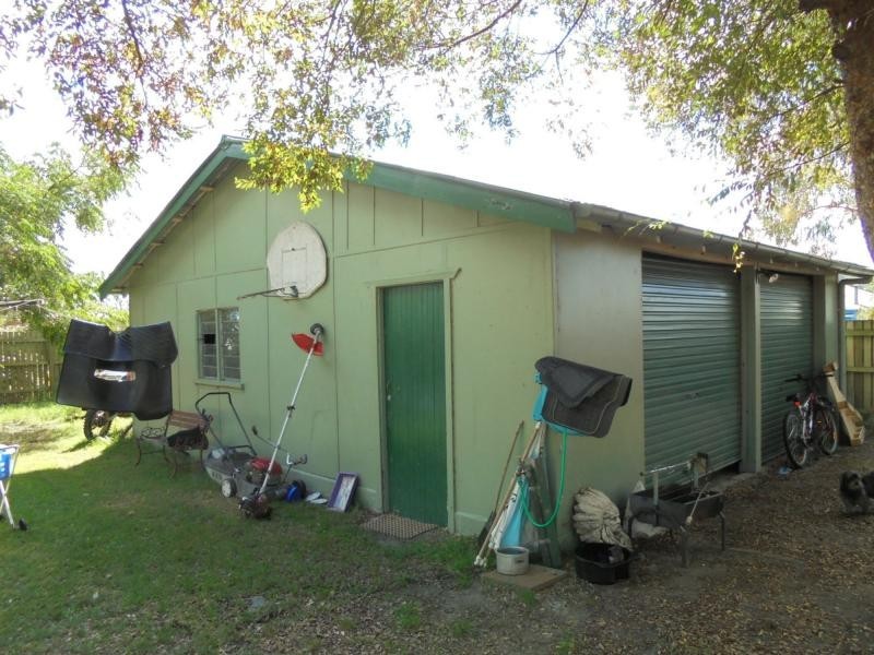 2 Symes Street, Stanthorpe QLD 4380