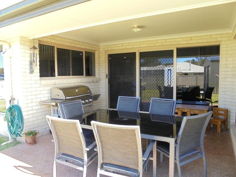8 Pavilion Drive, Recreation Heights Estate, Stanthorpe QLD 4380