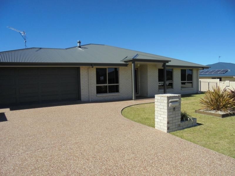 8 Pavilion Drive, Recreation Heights Estate, Stanthorpe QLD 4380