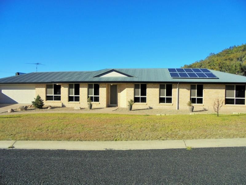 1 Wright Court, Stanthorpe QLD 4380
