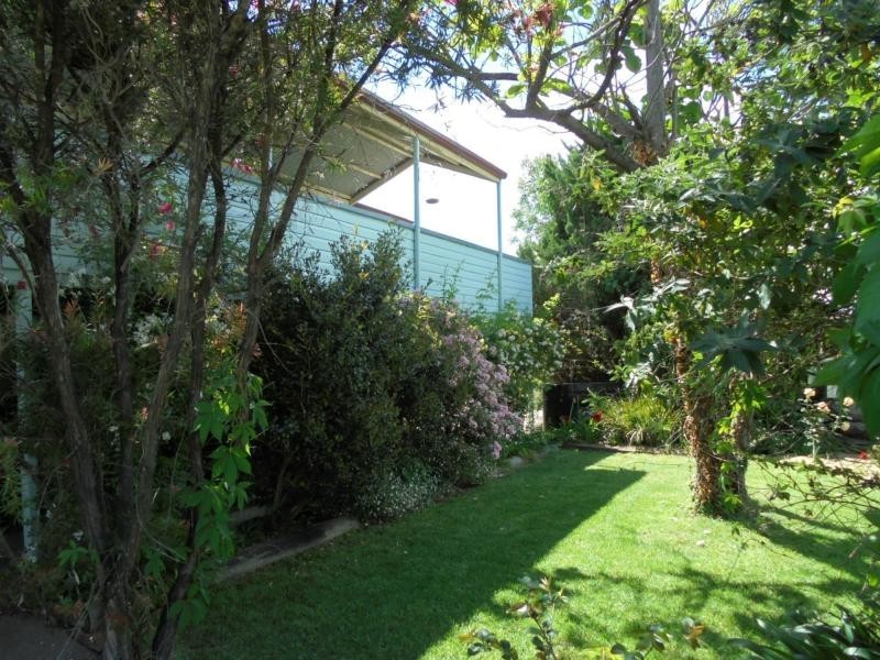 17 Wallangarra Road, Stanthorpe QLD 4380