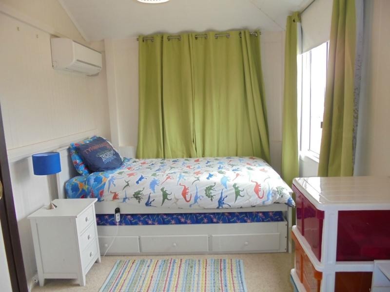 17 Wallangarra Road, Stanthorpe QLD 4380