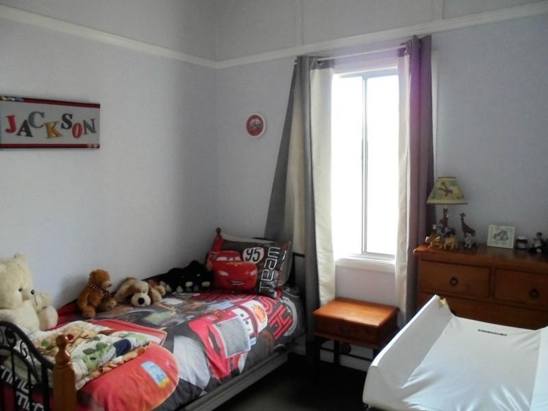 8 Connor Street, Stanthorpe QLD 4380