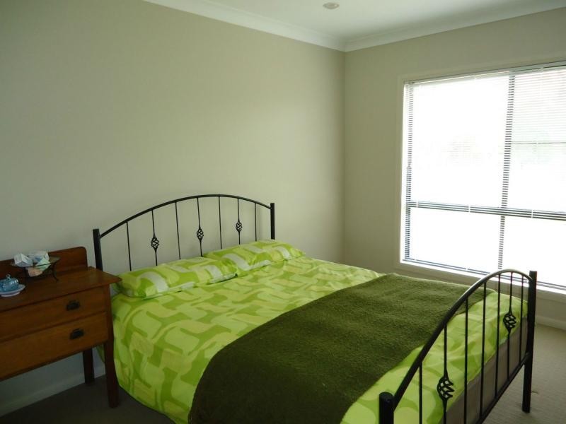 53 Roberts Road, Stanthorpe QLD 4380