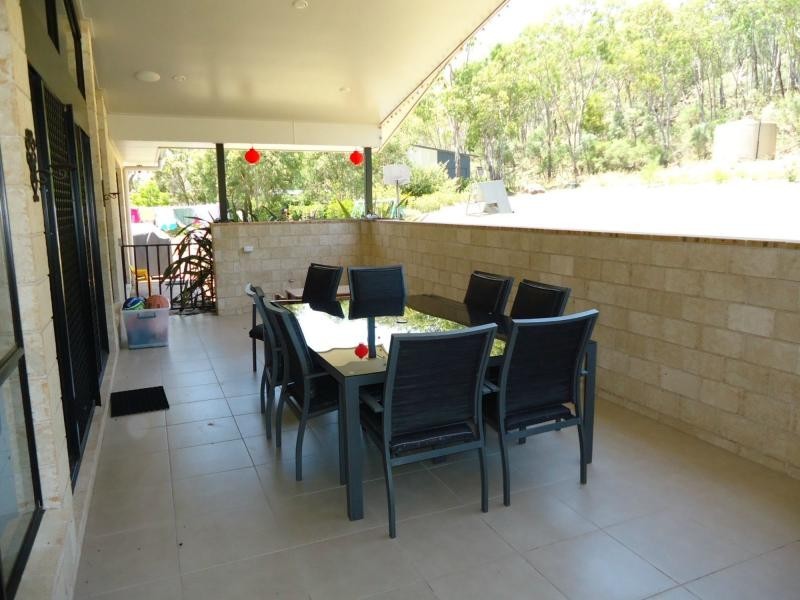 53 Roberts Road, Stanthorpe QLD 4380