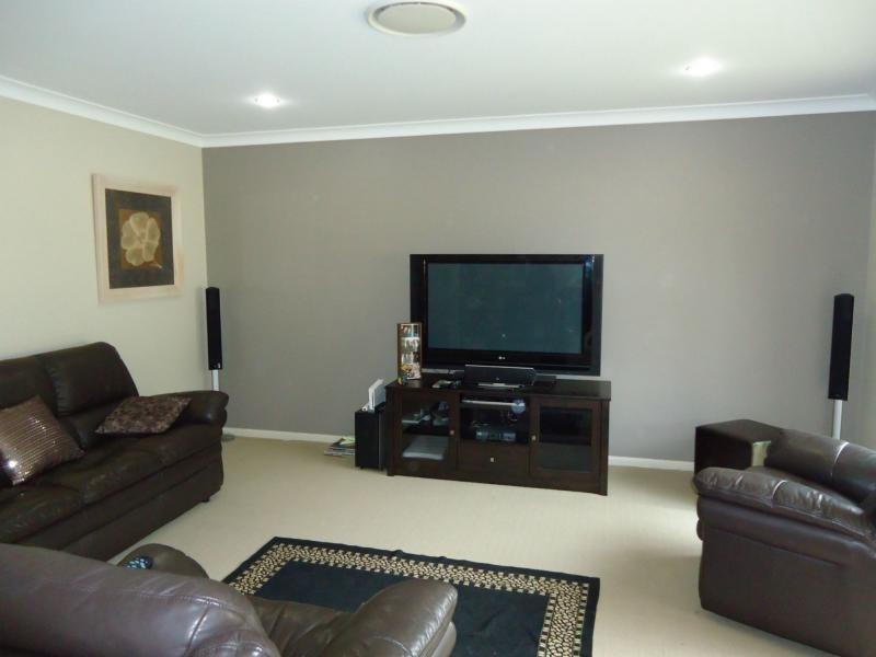 53 Roberts Road, Stanthorpe QLD 4380