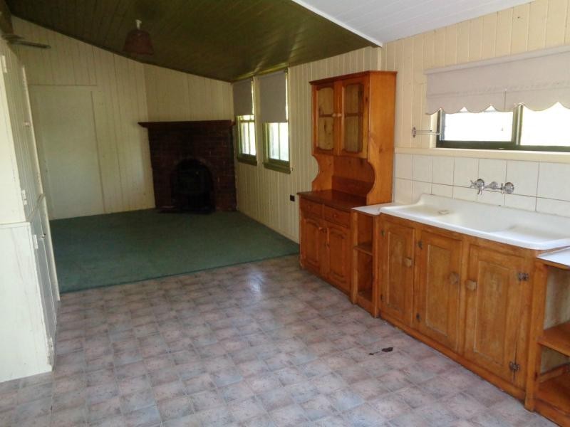 285 Thorndale Road, Broadwater, Stanthorpe QLD 4380