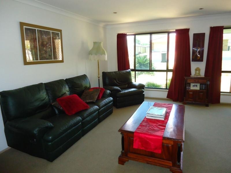 10 Barton Street, Stanthorpe QLD 4380