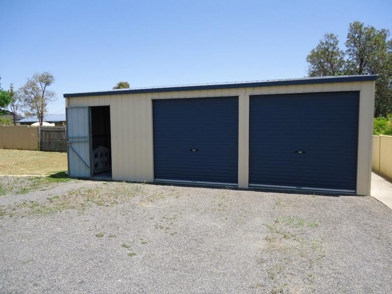10 Barton Street, Stanthorpe QLD 4380
