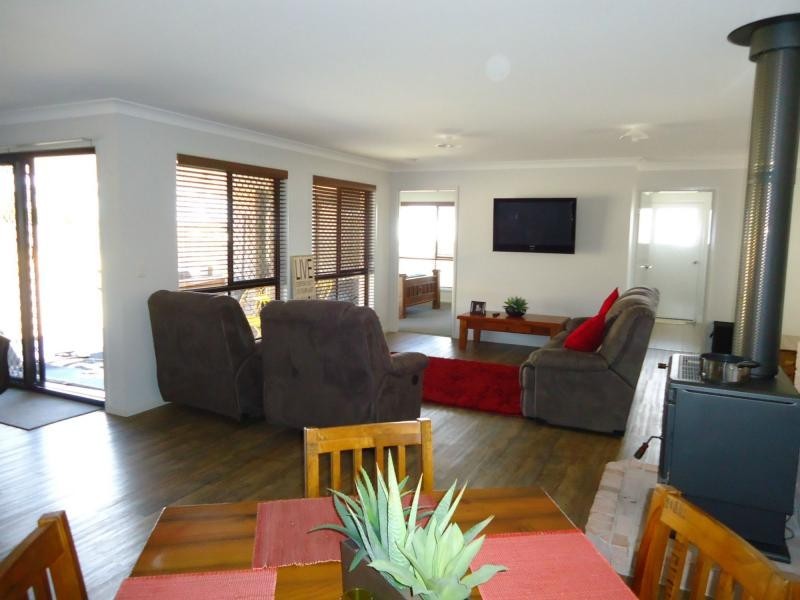 28 Barton Street, Stanthorpe QLD 4380