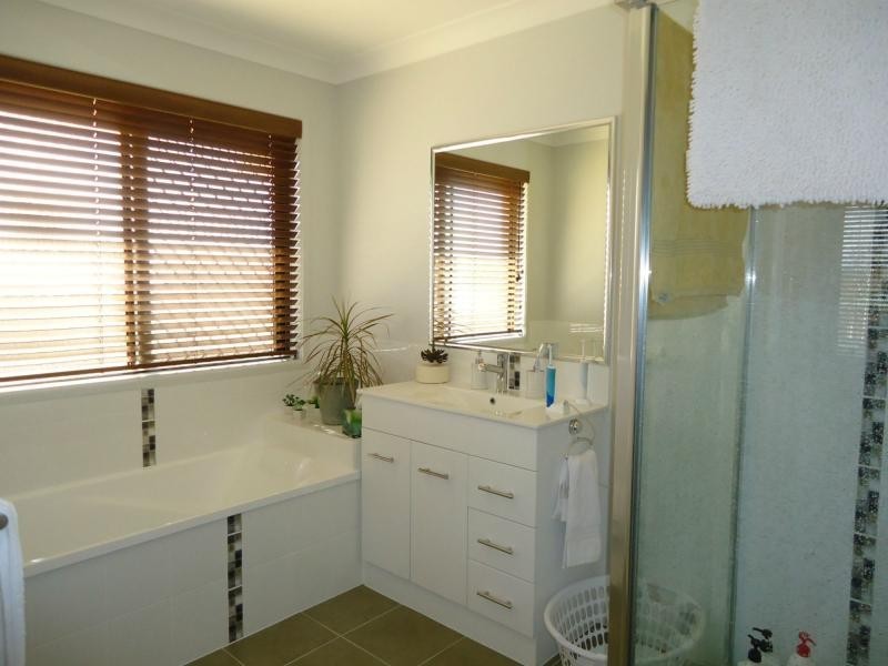 28 Barton Street, Stanthorpe QLD 4380