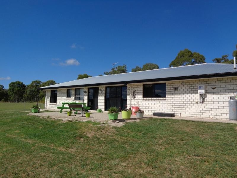 980 Texas Road, Broadwater, Stanthorpe QLD 4380