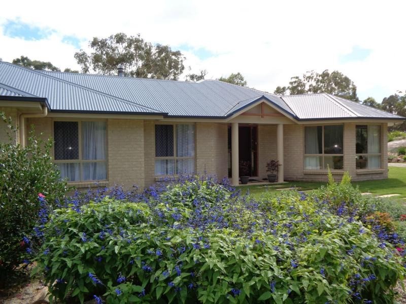 3 Mariposa Place, Stanthorpe QLD 4380
