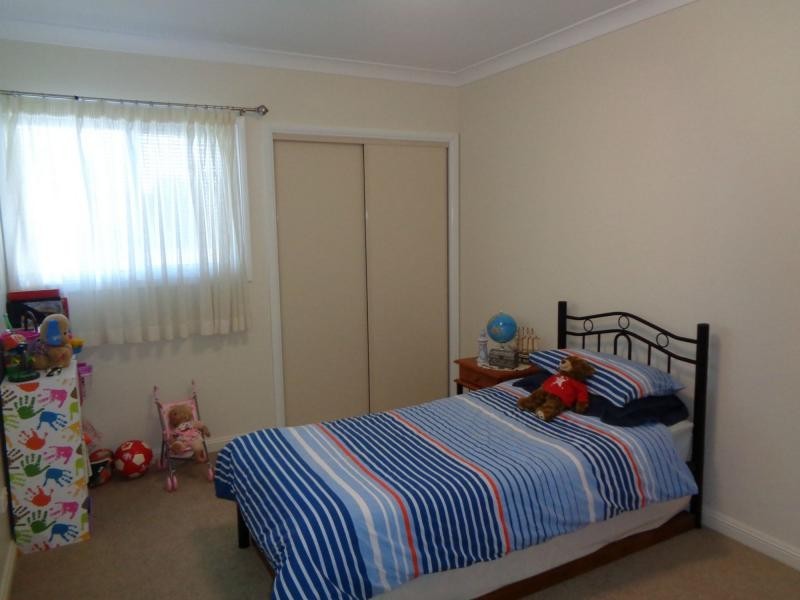 28 Callandoon Street, Wallangarra QLD 4383