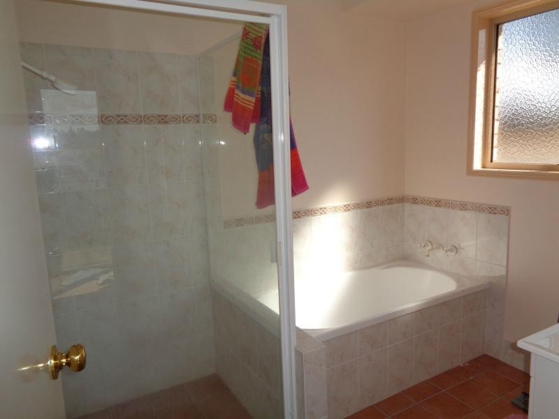 64 Reid Road, Stanthorpe QLD 4380