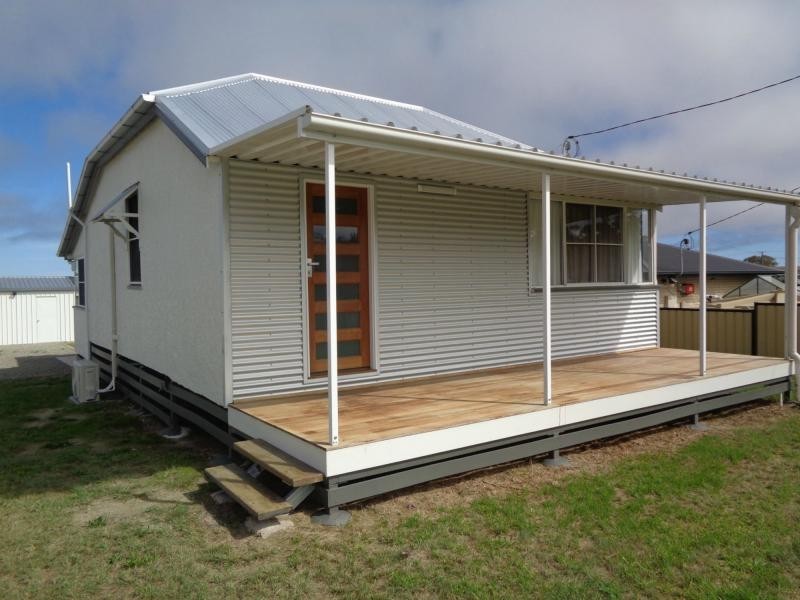 8 Bruhn Lane, Thulimbah QLD 4376