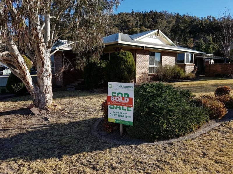 2 Wright Court, Stanthorpe QLD 4380