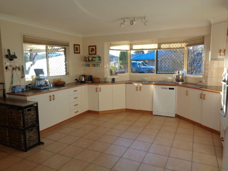 2 Wright Court, Stanthorpe QLD 4380