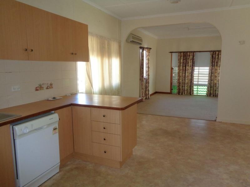 15 Stanton Street, Stanthorpe QLD 4380