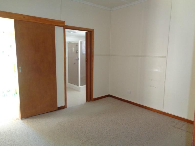 15 Stanton Street, Stanthorpe QLD 4380