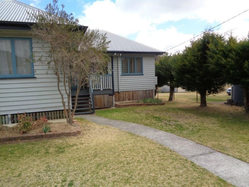 28a Pike Street, Stanthorpe QLD 4380