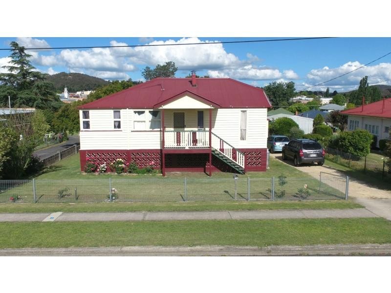 25 Archibald Street, Stanthorpe QLD 4380