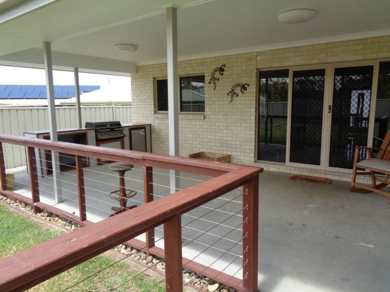 14 Pavilion Drive, Stanthorpe QLD 4380