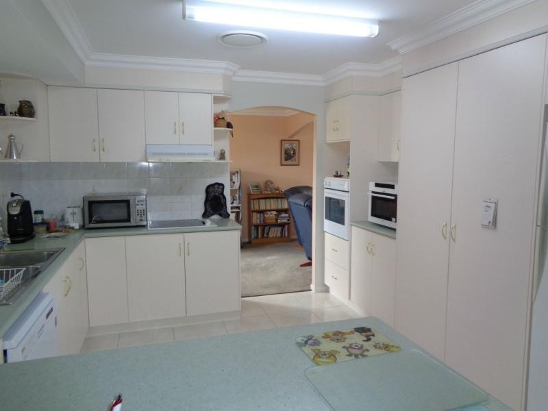 8 Alice Street, Stanthorpe QLD 4380