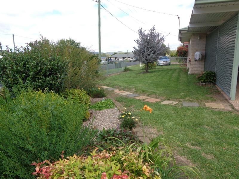 8 Alice Street, Stanthorpe QLD 4380