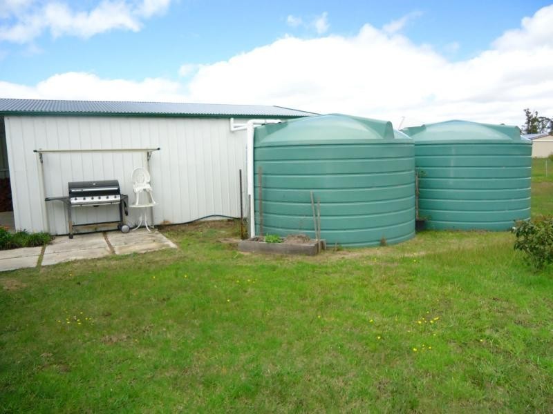 23 Tennant Road, The Summit, Stanthorpe QLD 4380