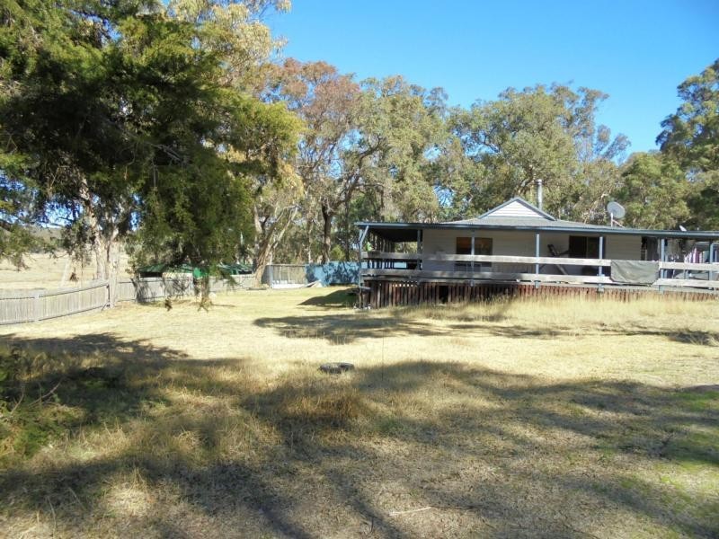 18 Vallah Road, Stanthorpe QLD 4380