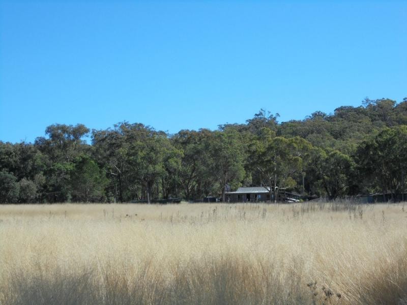 18 Vallah Road, Stanthorpe QLD 4380