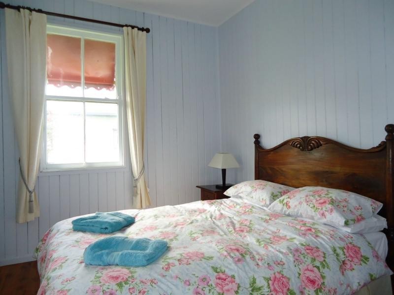 15 Foster Street, Glen Aplin, Stanthorpe QLD 4380