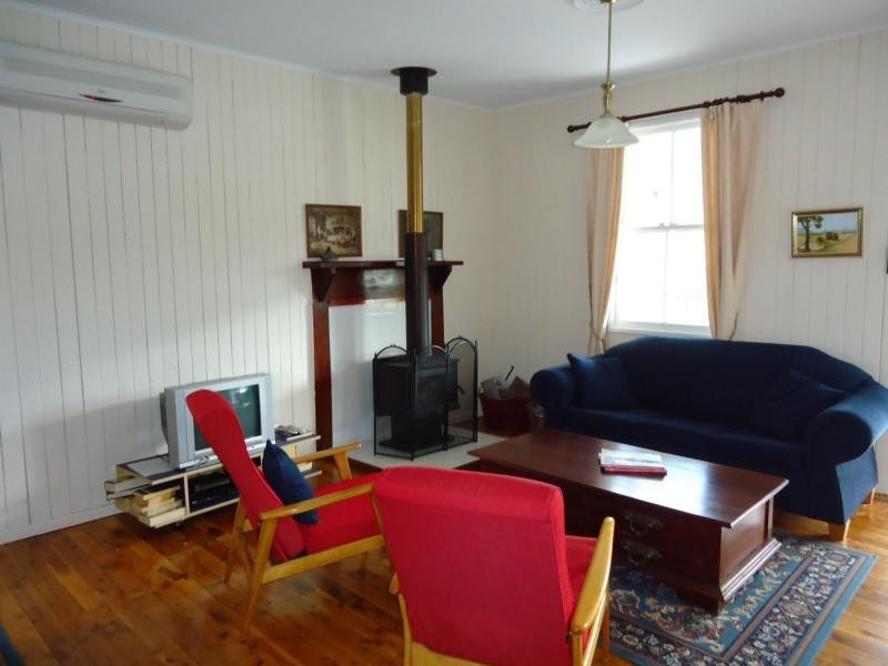 15 Foster Street, Glen Aplin, Stanthorpe QLD 4380