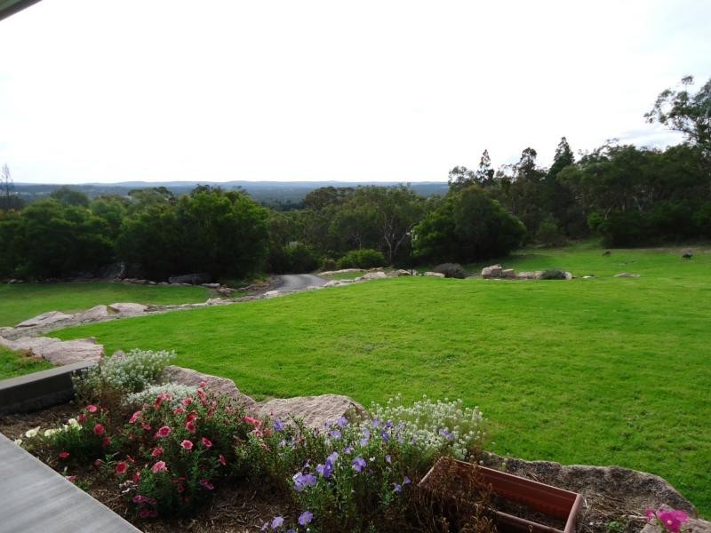 31 Moss Court, Stanthorpe QLD 4380