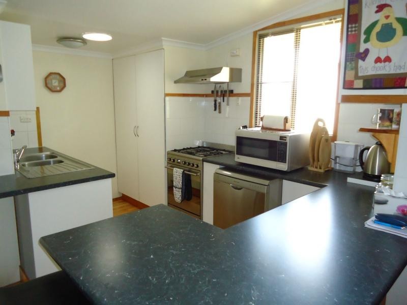 3 McKillop Lane, Stanthorpe QLD 4380