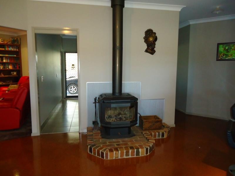 586 Texas Road, Broadwater, Stanthorpe QLD 4380