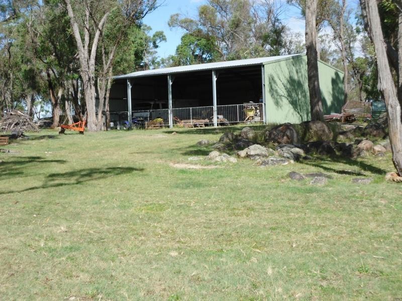 586 Texas Road, Broadwater, Stanthorpe QLD 4380