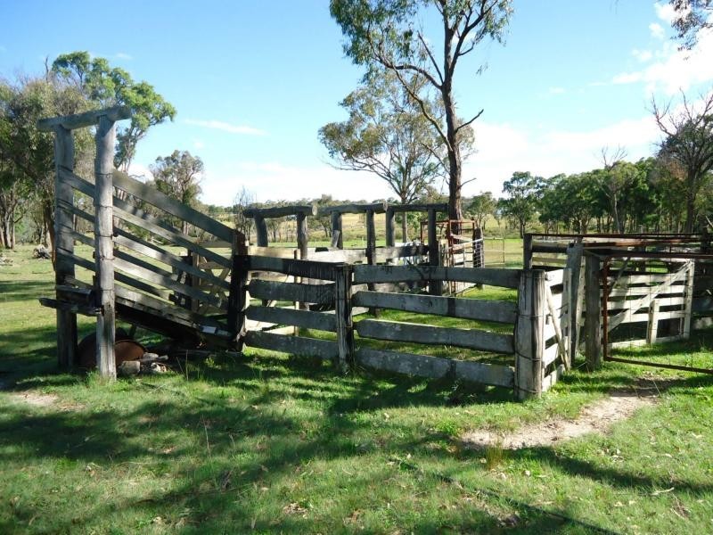 586 Texas Road, Broadwater, Stanthorpe QLD 4380