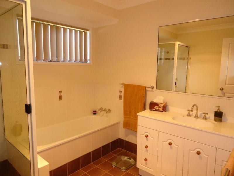 49 Hoult Street, Stanthorpe QLD 4380