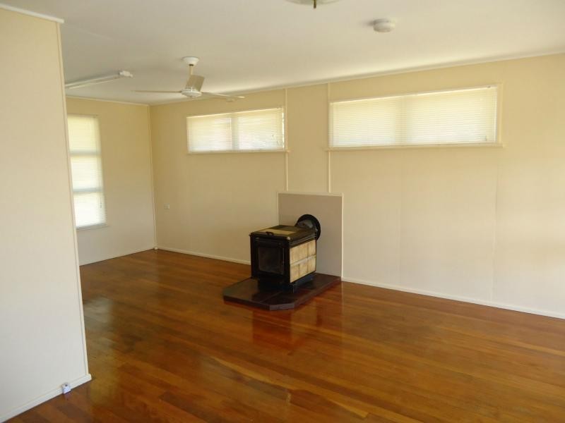 23 Church Road, The Summit, Stanthorpe QLD 4380