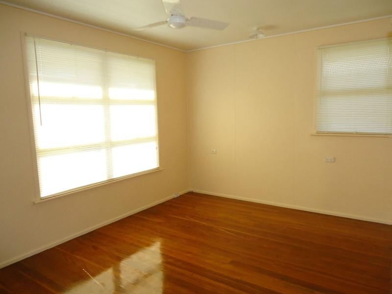 23 Church Road, The Summit, Stanthorpe QLD 4380