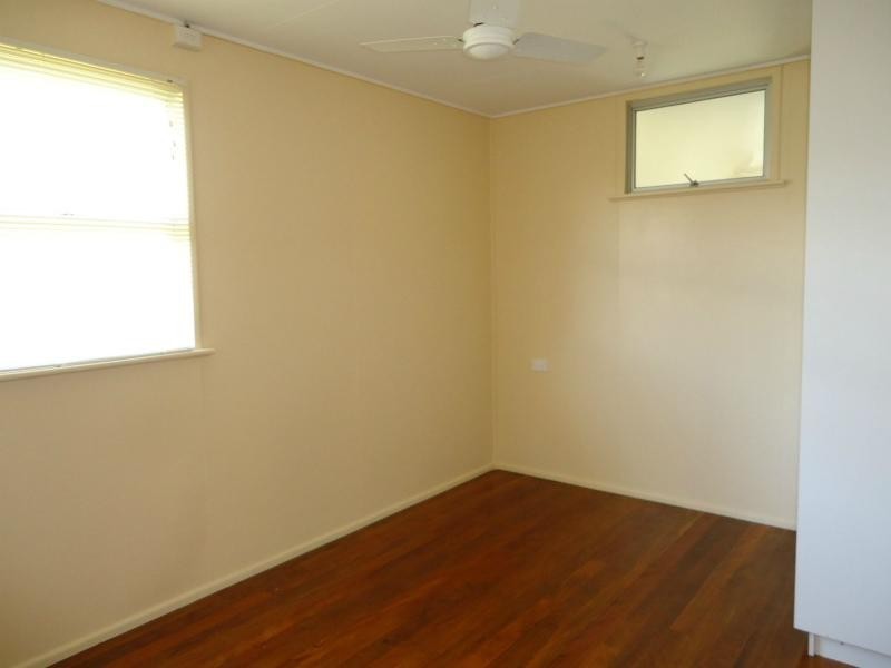 23 Church Road, The Summit, Stanthorpe QLD 4380