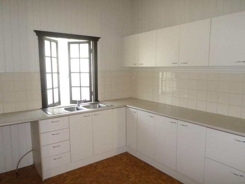 12 Marlborough Street, Sherwood QLD 4075