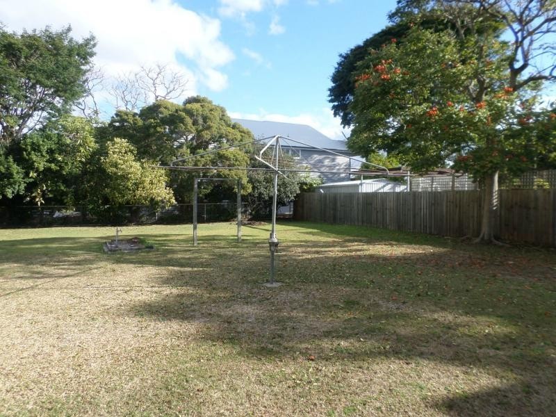 12 Marlborough Street, Sherwood QLD 4075