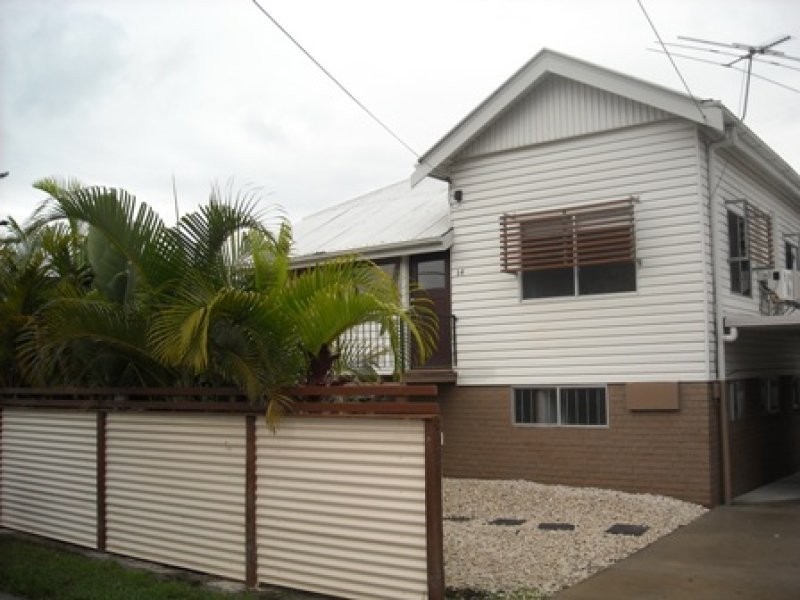 Oxley QLD 4075